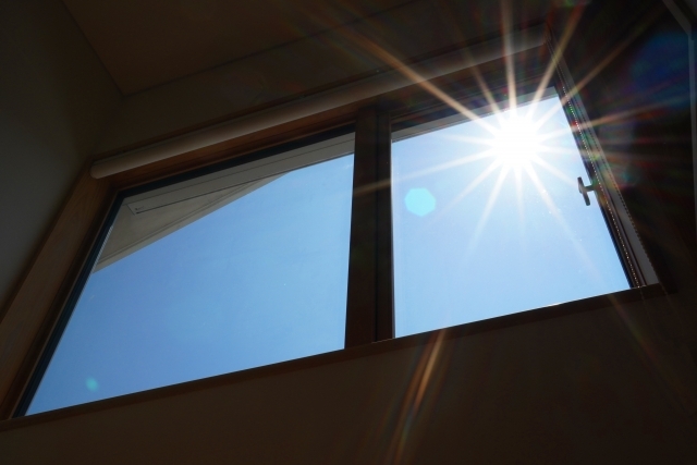 この寒い時期だからこそ太陽の光を取り入れた窓設計を考えてみましょう!
